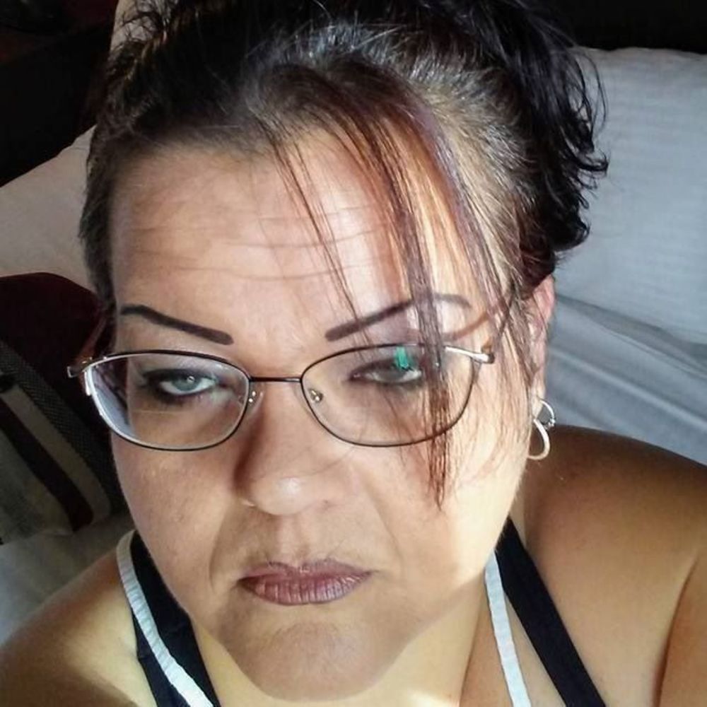 Meet your Posher, Pauline