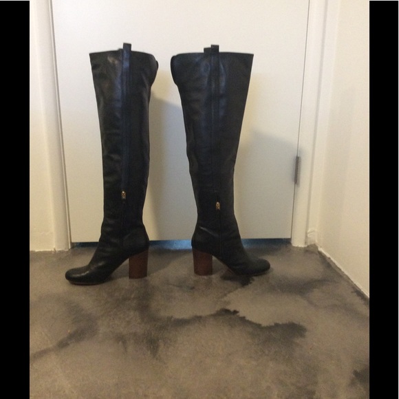 Vince Camuto Signature Kyla over-the-knee boot - Picture 2 of 4