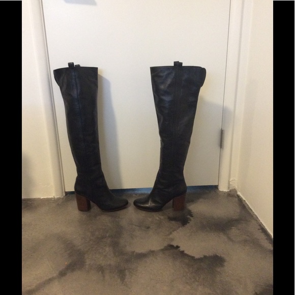 Vince Camuto Signature Kyla over-the-knee boot - Picture 3 of 4