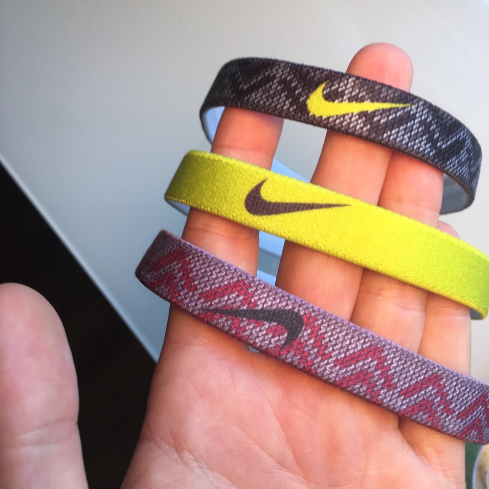 Nike work out head band bundle