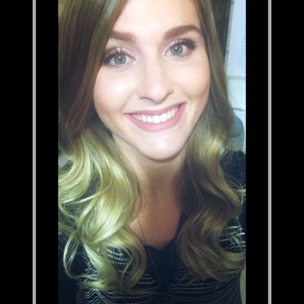 Meet your Posher, Caity