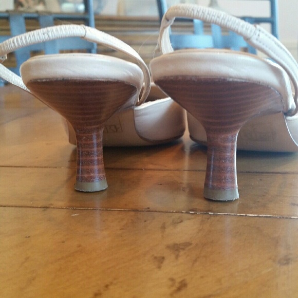 Chanel pumps - Picture 3 of 5