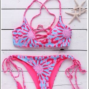 NWT Beautiful patterned Zaful  bikini