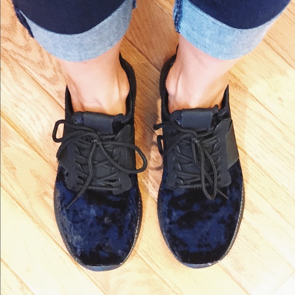 Crushed Velvet Sneakers - Picture 5 of 8