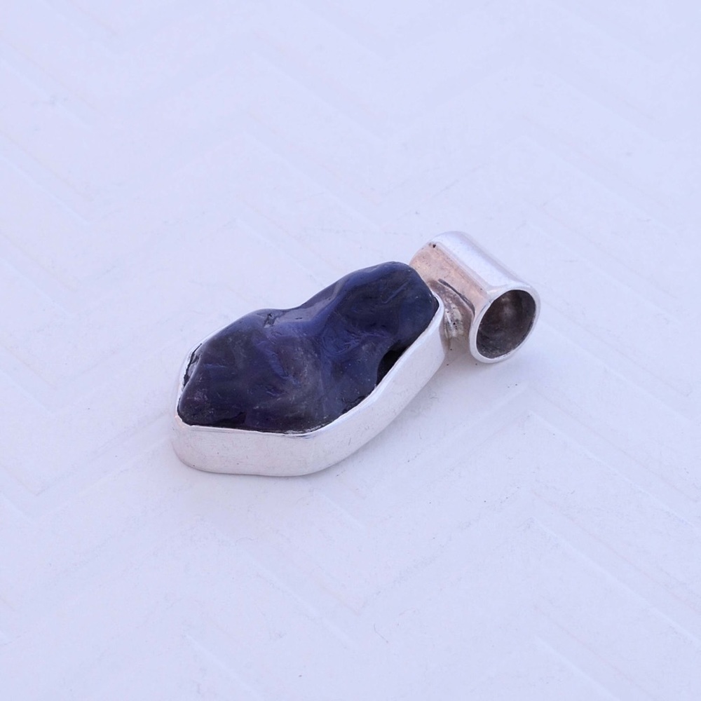925 & Amethyst Pendant