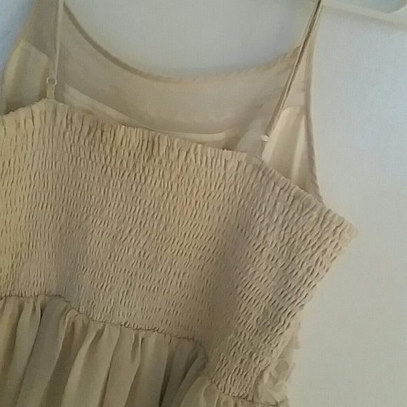 Cream Sheer Dress with Lace Flower Detail - Picture 4 of 4