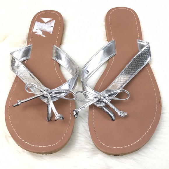 silver bow flip flops