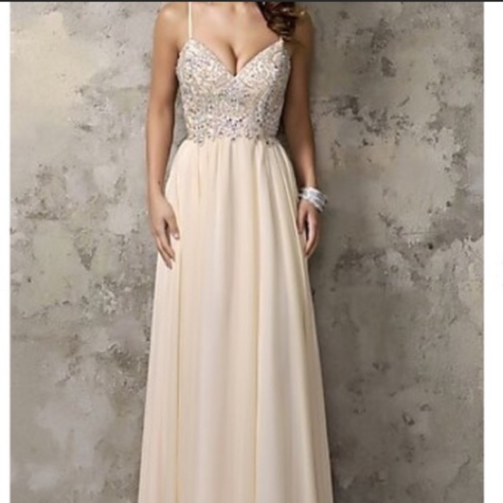 Champagne prom dress