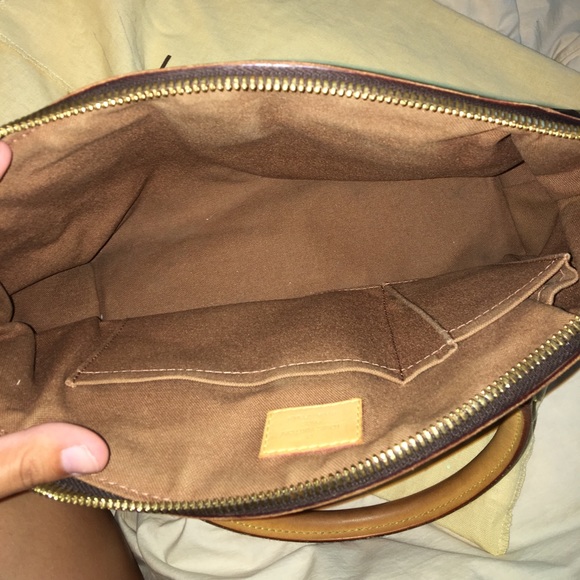 Louis Vuitton Tivoli✨ - Picture 8 of 13