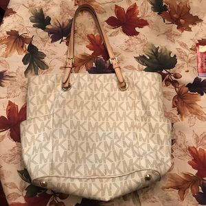 Michael kors handbag