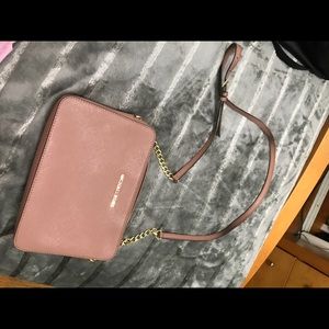 Michael kors crossbody