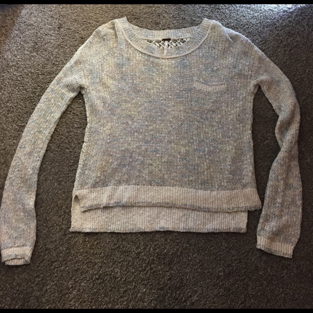 ✨✨Free People crochet back sweater✨✨