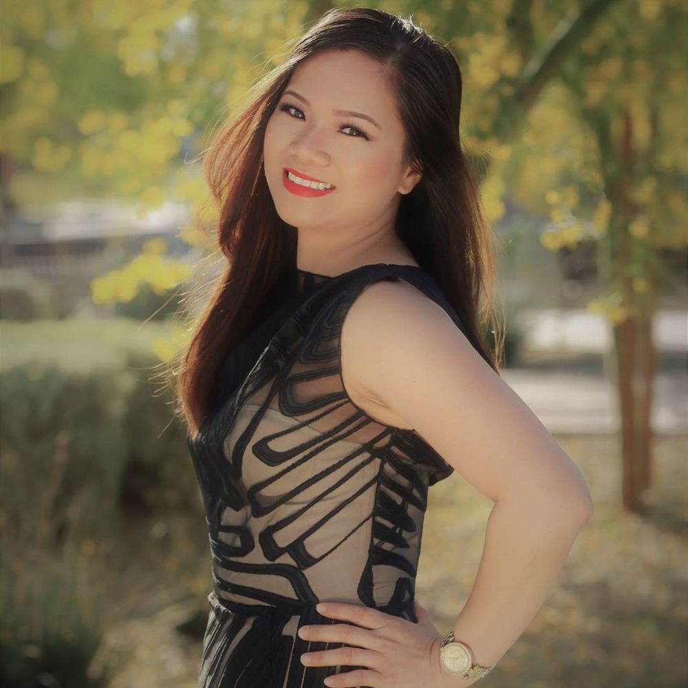Meet your Posher, Charlotte
