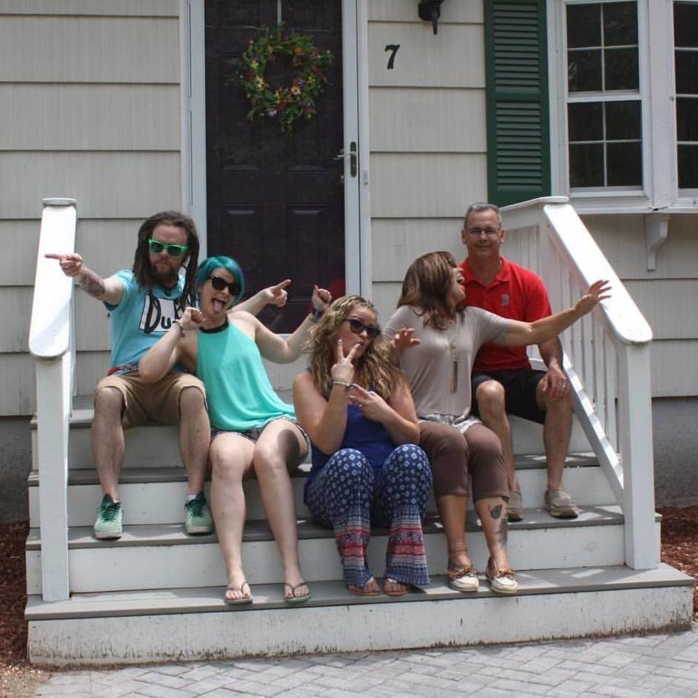 Meet your Posher, Alexandra