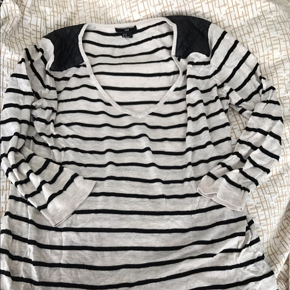 Striped flowy sweater with faux leather detail