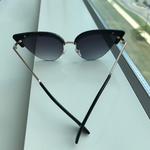 New RETRO BLACK CAT GOLD METAL SUNNIES - Picture 6 of 6