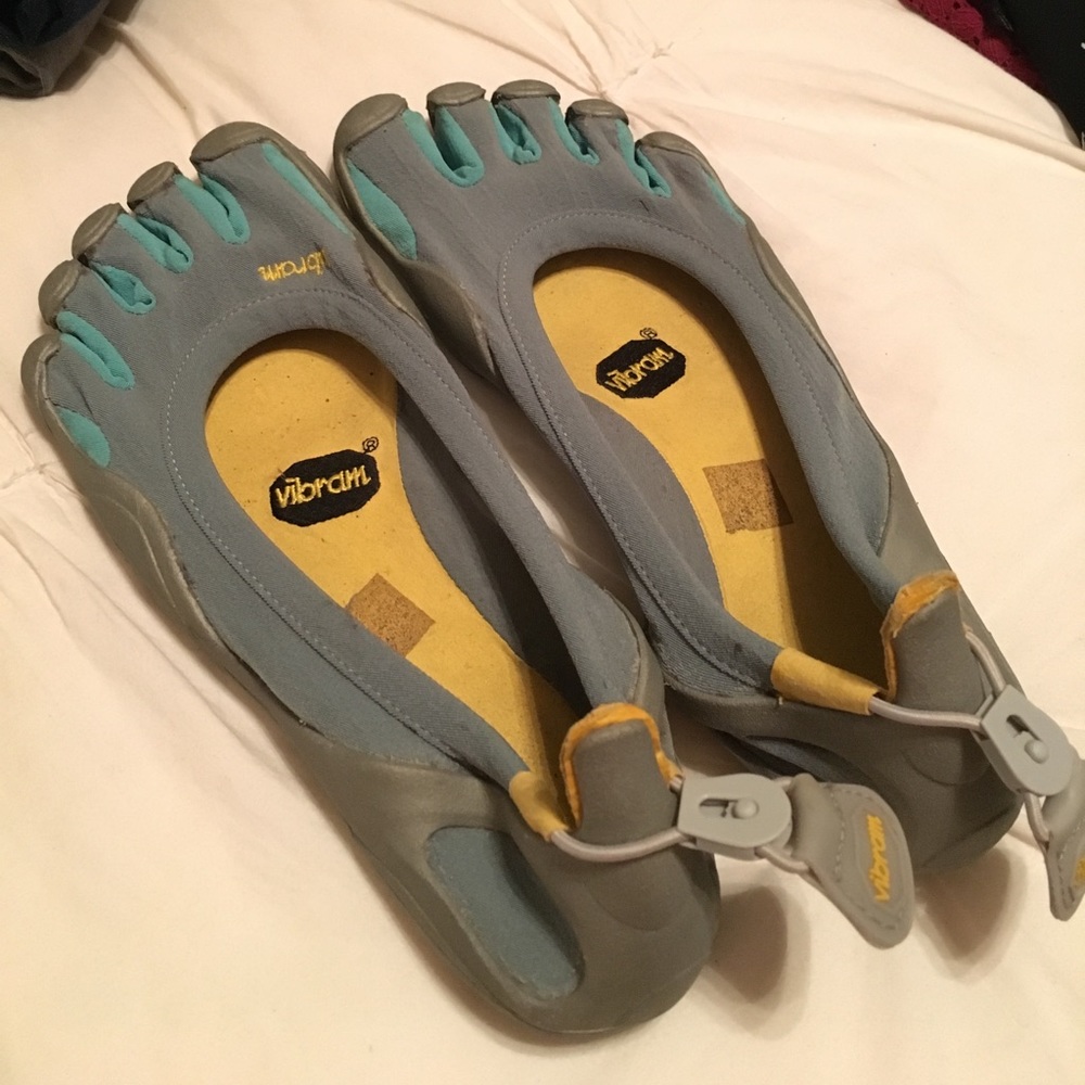 Vibram Fivefingers shoes