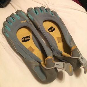 Vibram Fivefingers shoes