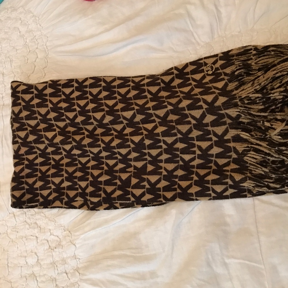 Michael Kors Scarf