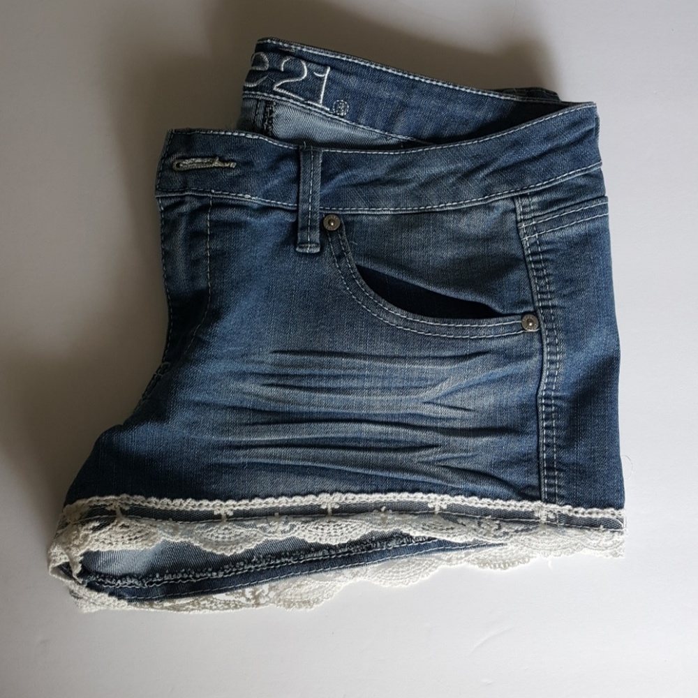 Lace trimmed jean shorts