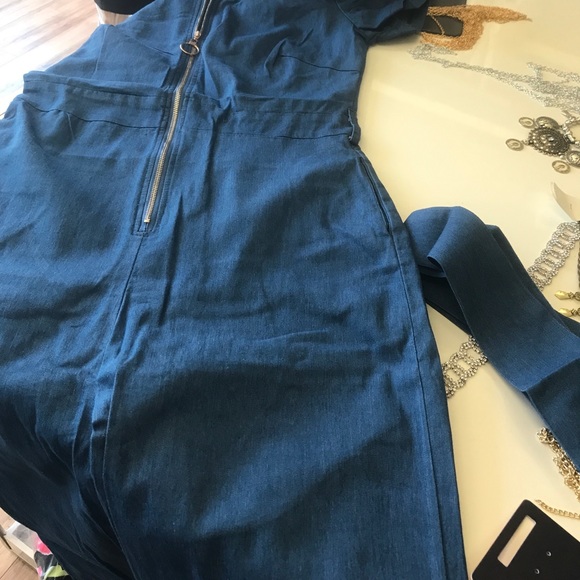 Pantsuit - Picture 3 of 3