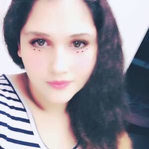 Meet your Posher, Alejandra