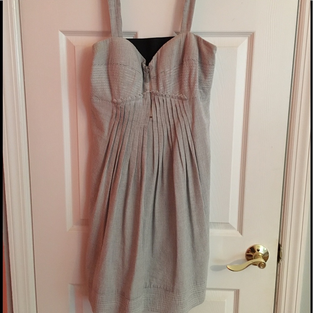 Jessica Simpson Sleeveless Dress