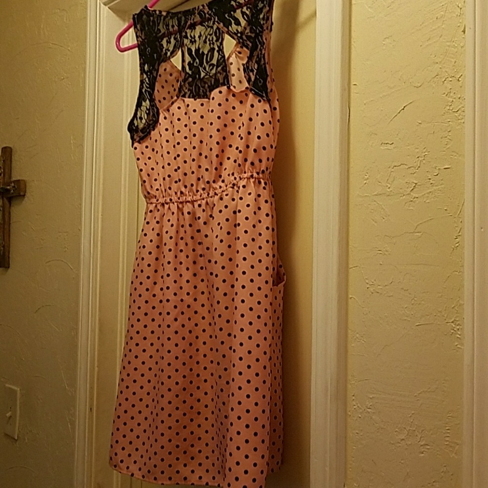 Sweet pink and black dress - Picture 2 of 2