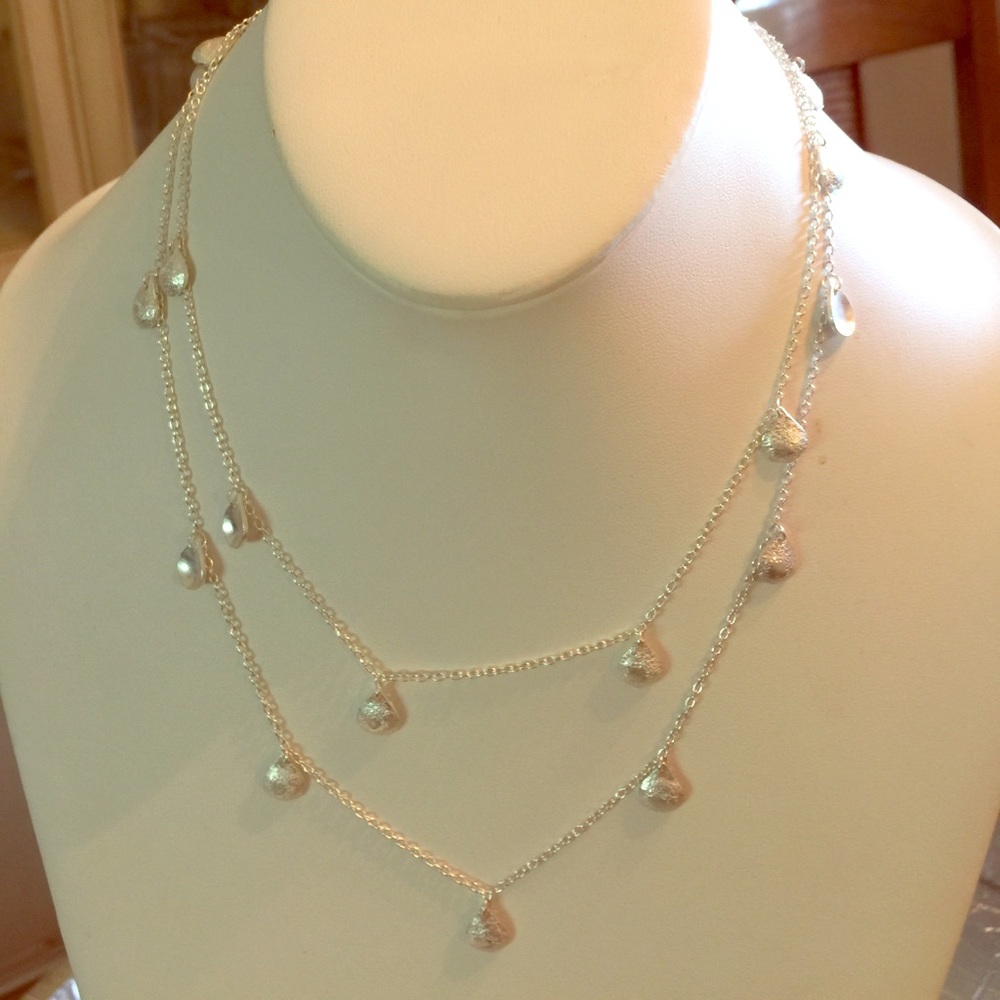 Stella & Dot NWOT silver Demi layering necklace