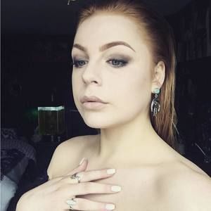 Meet your Posher, Natasha