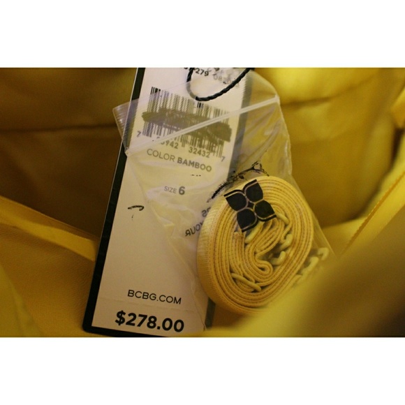 Yellow Layered Strapless Dress - Picture 4 of 8