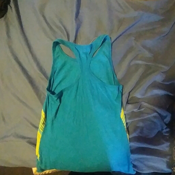 Top - Picture 2 of 2