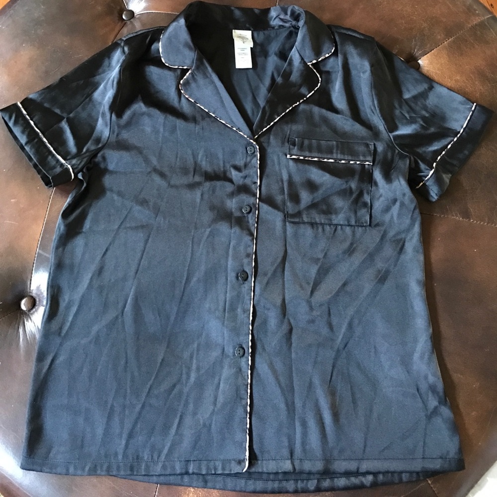 Black silk sleep shirt