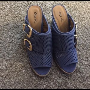 ✨✨blue slip on booties with buckle detail✨✨