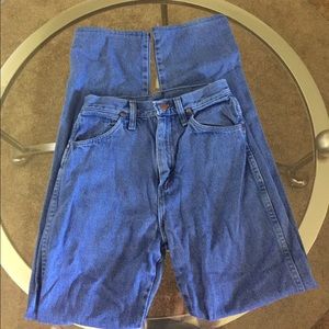 vintage high wasted wrangler jeans