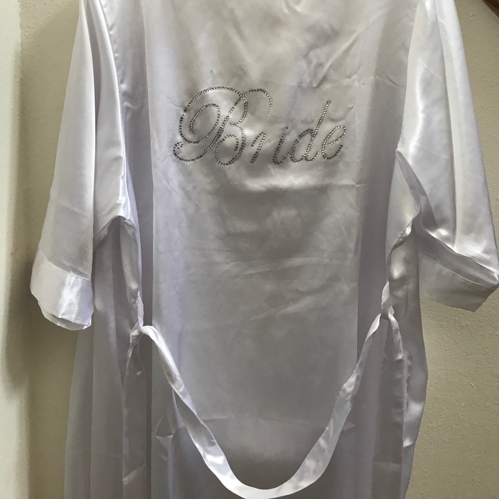 ❌SOLD❌ White silky bride robe