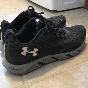 Men's under armour shoes