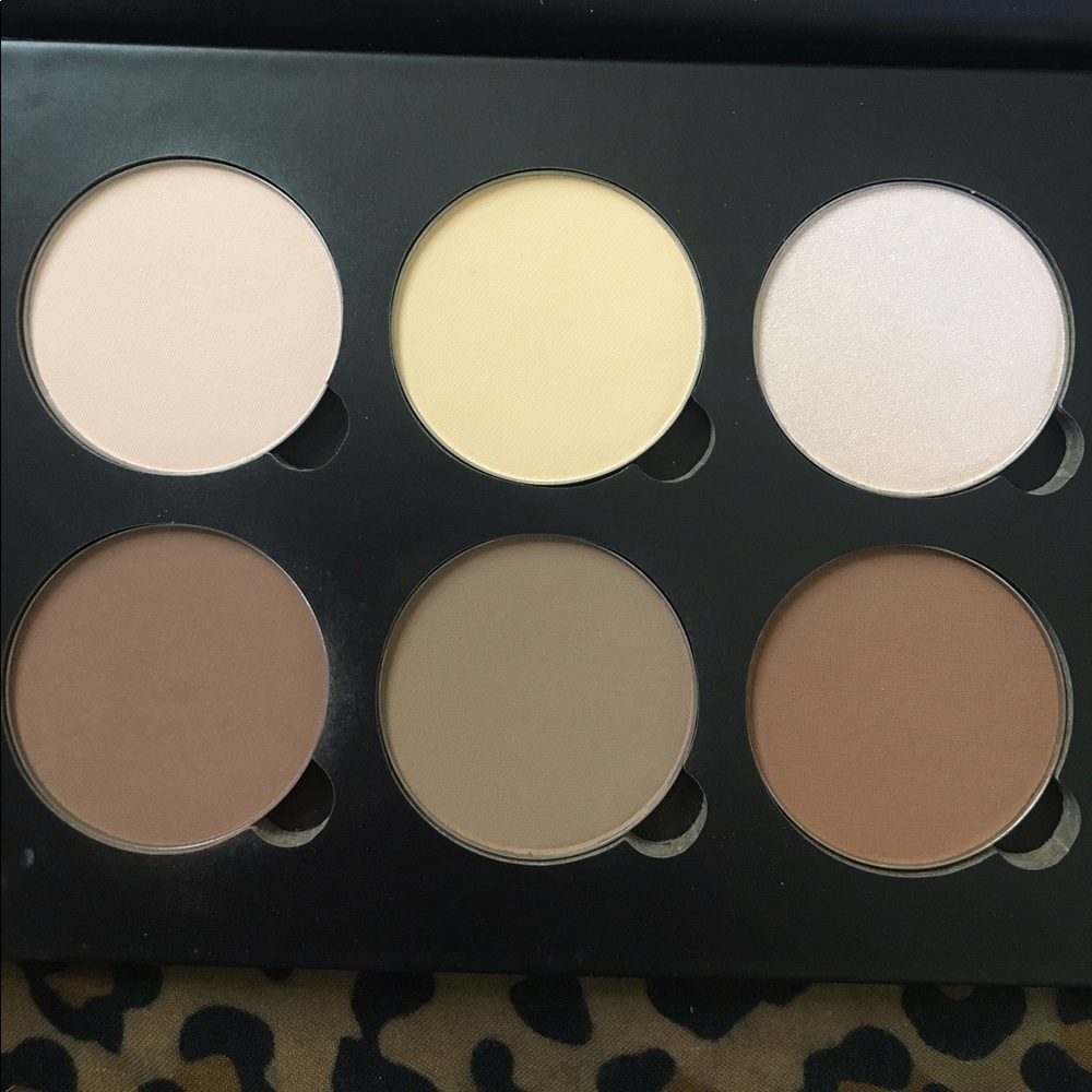 Anastasia Beverly Hills Contour Kit Light/Medium