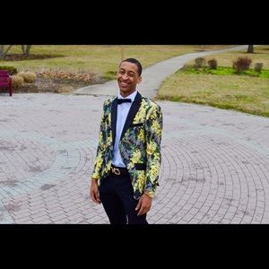 Meet your Posher, Isaiah