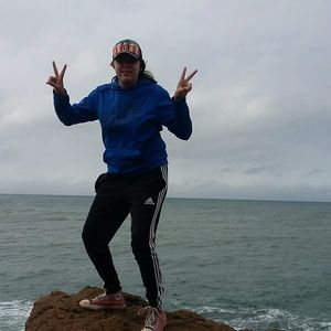 Meet your Posher, Cecelia