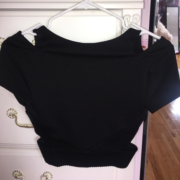 Express cut out crop top - Picture 2 of 4