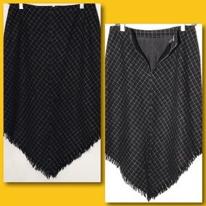 RAFAELLA 75% WOOL  size 10 V SKIRT KNEE LENGTH