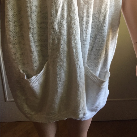 MICHAEL KORS WHITE DROP SLEEVE LIGHTWEIGHT SWEATER - Picture 2 of 7