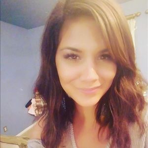 Meet your Posher, Samantha