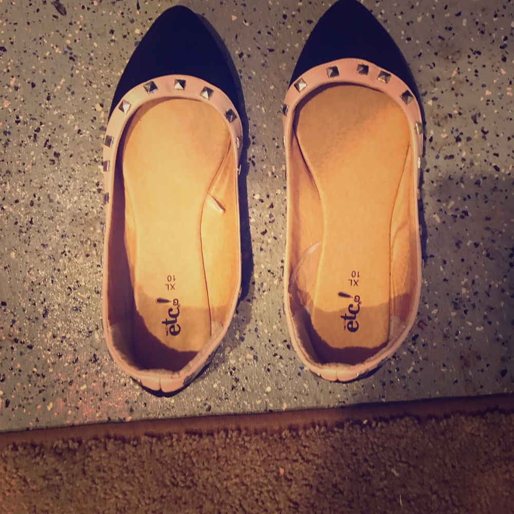 Rue 21 cute flats
