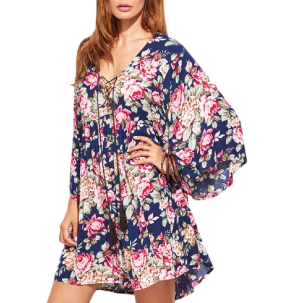 New Item-Dress - Picture 2 of 5