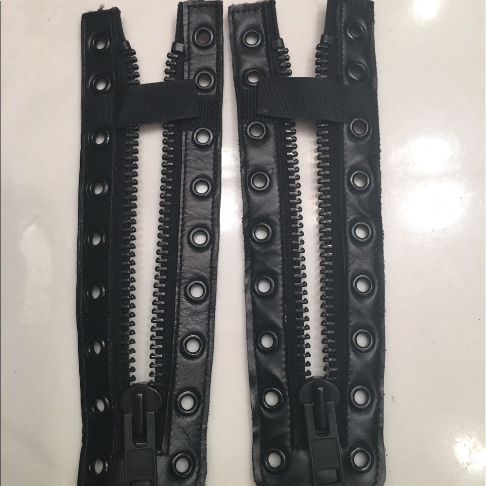 Zipper inserts for boots