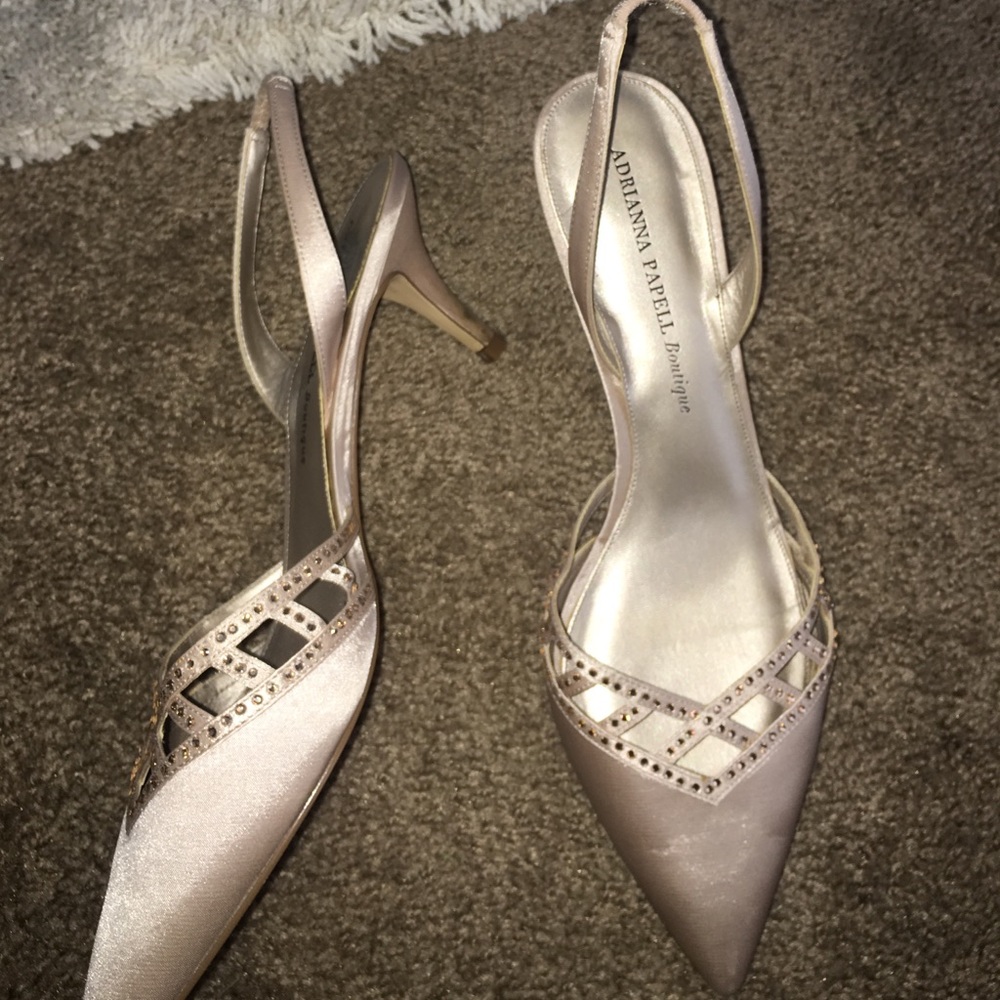 Adrianna Papell heel