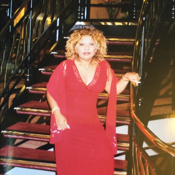 Meet your Posher, Sherifa - Picture 1 of 1