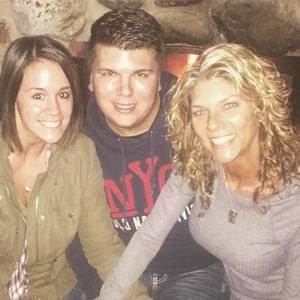 Meet your Posher, Dana